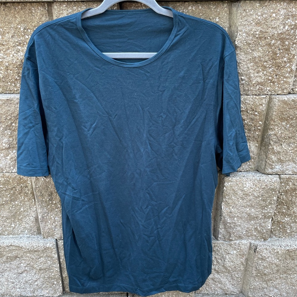 Men’s Lululemon T-Shirt XL